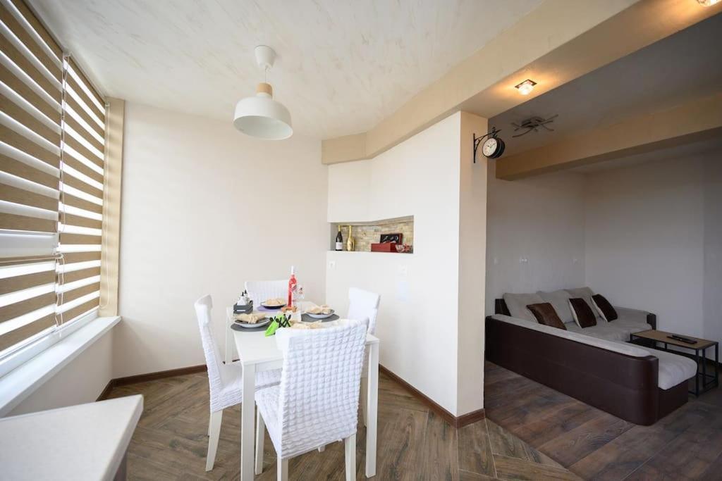Sunset Luxury Apartment Варна Екстериор снимка